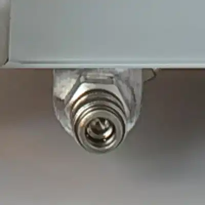 صمام تصريف المياه المنزوعة المعادن