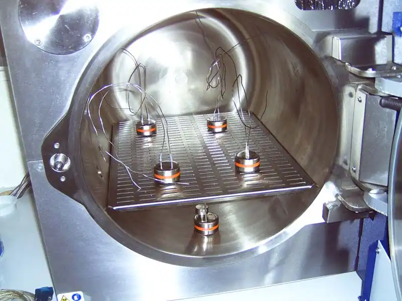 SHP Services GmbH | مسجل بيانات في غرفة التعقيم