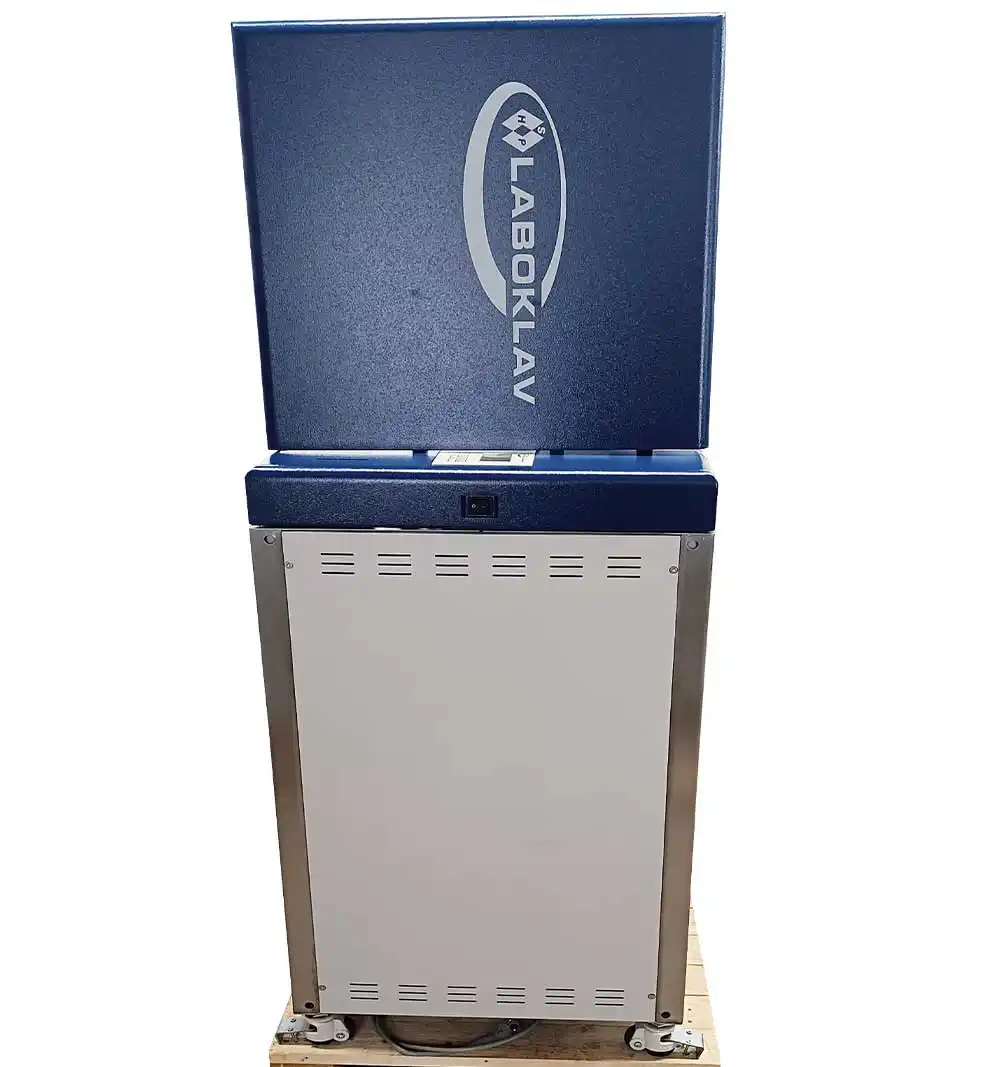 معقم بخار مستعمل SHP Laboklav 160MSLV FA منظر خلفي